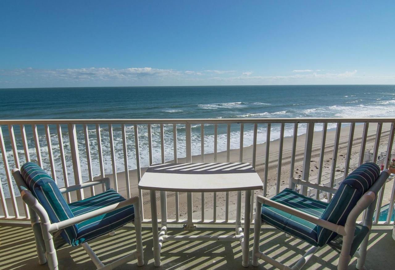 Paradise Beach Club - Oceanfront And Penthouse Satellite Beach Room photo
