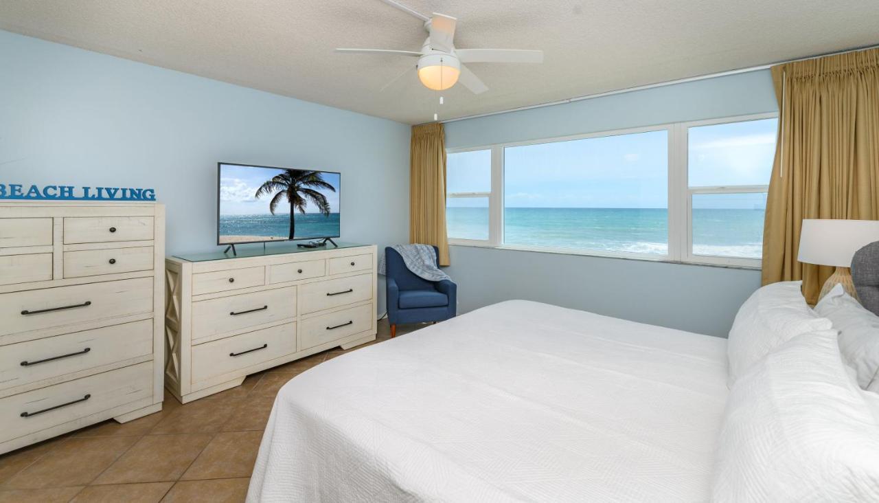 Paradise Beach Club - Oceanfront And Penthouse Satellite Beach Room photo