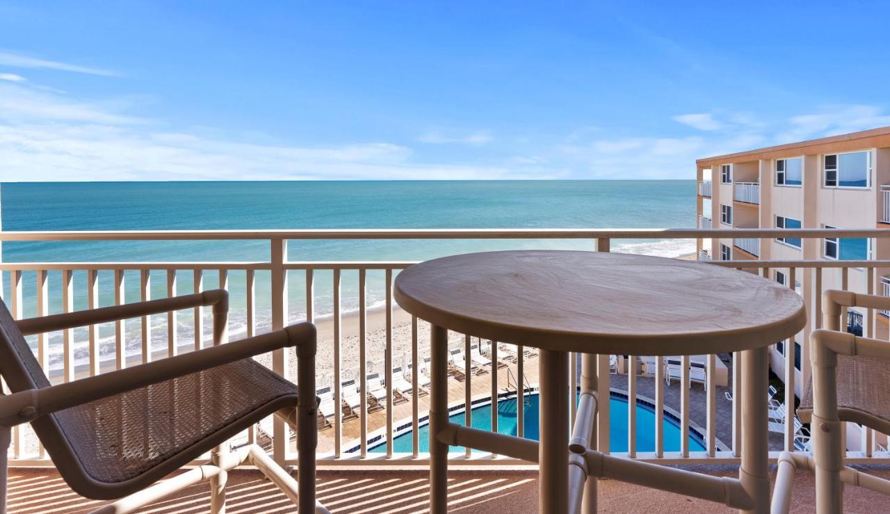Paradise Beach Club - Oceanfront And Penthouse Satellite Beach Exterior photo